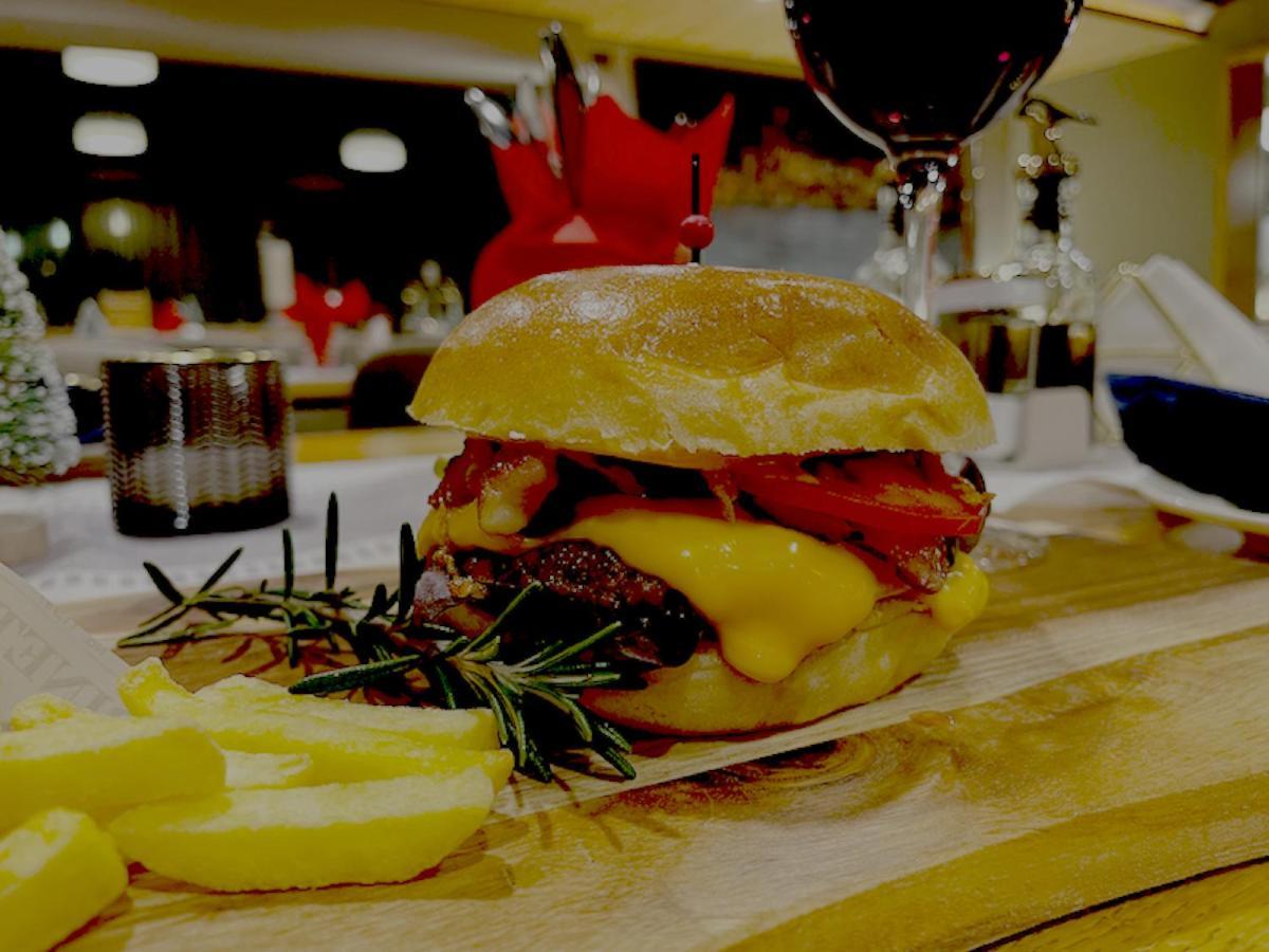 Restaurant Rebstock 3*